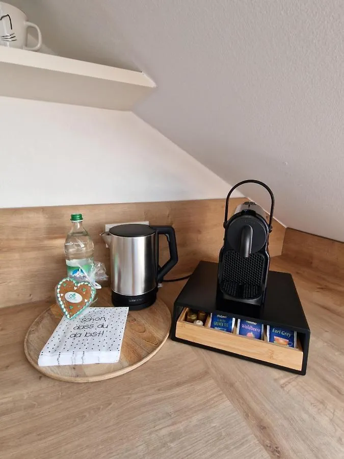 Apartmán C4S Come4Stay Altoetting - 3-Zi Whg I Zentrale Lage I Parkplatz I Balkon I Wifi I Smarttv I 1 Kingsize, 1 Queensize Bett I Office Arbeitsplatz I Wohnbereich Mit Couch Und Essbereich I Voll Ausgestattete Kueche I Nespresso
