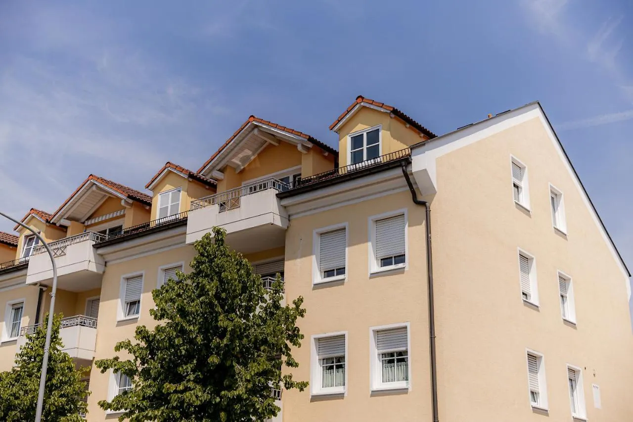 C4S Come4Stay Altoetting - 3-Zi Whg I Zentrale Lage I Parkplatz I Balkon I Wifi I Smarttv I 1 Kingsize, 1 Queensize Bett I Office Arbeitsplatz I Wohnbereich Mit Couch Und Essbereich I Voll Ausgestattete Kueche I Nespresso Apartmán Altötting